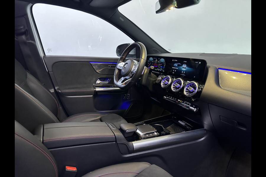 Mercedes-Benz GLA 250 e AMG Line 218pk Plug in Hybrid PHEV | MBUX Widescreen Navi | Panodak | Alcantara Sportstoelen | Adaptive Cruise | Sfeerverlichting | Camera |