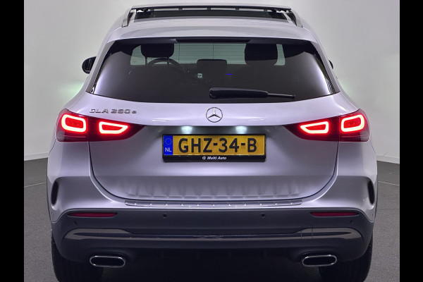 Mercedes-Benz GLA 250 e AMG Line 218pk Plug in Hybrid PHEV | MBUX Widescreen Navi | Panodak | Alcantara Sportstoelen | Adaptive Cruise | Sfeerverlichting | Camera |