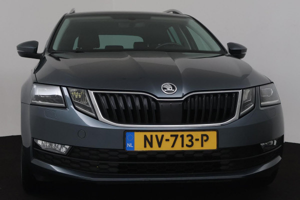 Škoda Octavia Combi 1.0 TSI Greentech Ambition Business (TREKHAAK, NAVIGATIE, CARPLAY, PDC, CRUISE, STOELV, NL-AUTO, GOED ONDERH)