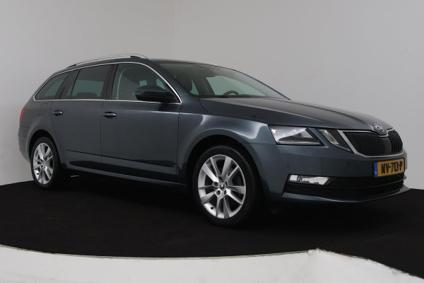 Škoda Octavia Combi 1.0 TSI Greentech Ambition Business (TREKHAAK, NAVIGATIE, CARPLAY, PDC, CRUISE, STOELV, NL-AUTO, GOED ONDERH)