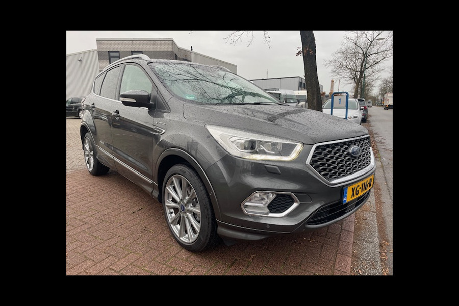 Ford Kuga 1.5 EcoBoost Vignale Airco/ECC,Navi,Camera,Pano Zeer Nette Auto