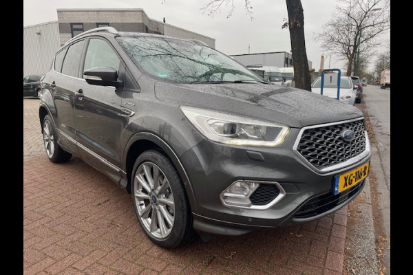 Ford Kuga 1.5 EcoBoost Vignale Airco/ECC,Navi,Camera,Pano Zeer Nette Auto