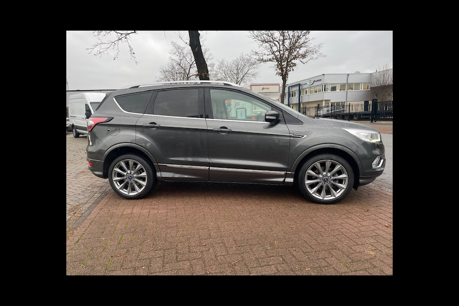 Ford Kuga 1.5 EcoBoost Vignale Airco/ECC,Navi,Camera,Pano Zeer Nette Auto