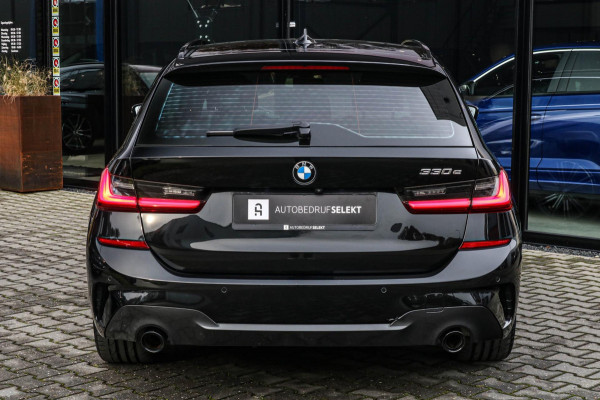 BMW 3 Serie Touring 330e M-Sport - LASER - CAMERA - DEALER ONDERHOUDEN