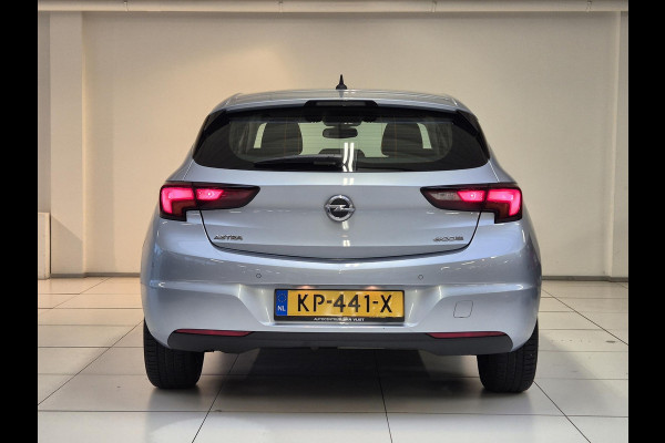 Opel Astra 1.0 Edition Automaat | Navigatie | Parkeersensoren Voor/Achter | Stoelverwarming | Stuurverwarming | Apple Carplay/Android Auto |