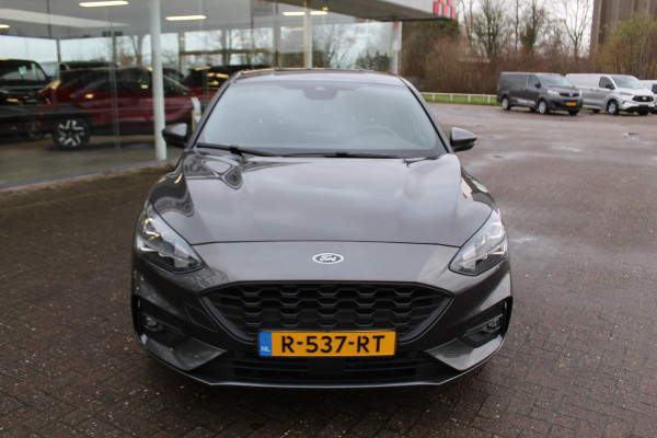 Ford Focus 1.0 EcoBoost Hybrid ST Line X Business 125pk Navigatie , Cruise  control , Trekhaak , Bluetooth Camera , Parkeersensoren rondom , stoel en stuur verwarming