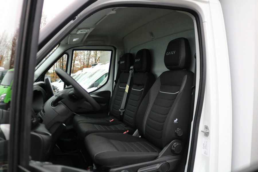 Iveco Daily 40C18 3.0 Automaat Meubelbak met Laadklep Automaat (Nieuw Model)