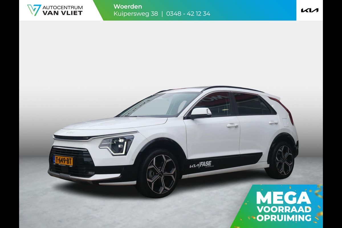 Kia Niro 1.6 GDi Hybrid ExecutiveLine | Schuif-/kanteldak | Stoel-/stuurverwarming | Harman Kardon | 18'' lichtmetaal | Draadloos opladen smartphone