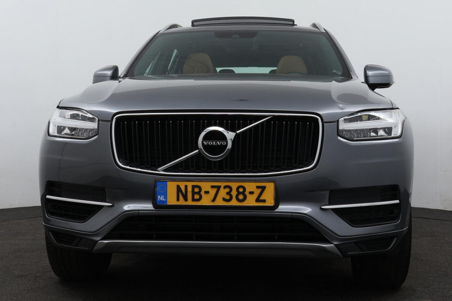 Volvo XC90 2.0 T8 Twin Engine AWD Momentum EINDEJAAR AANBIEDING!!! (NL-auto, 1e eig, Pano, 7 pers, Stoel/stuur verwarming, Navi)