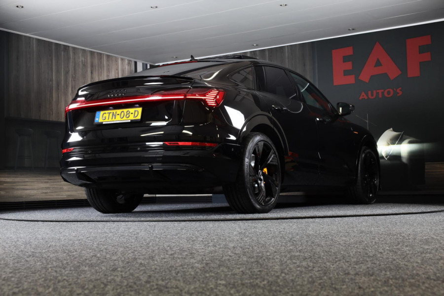 Audi e-tron Sportback 55 Quattro S Line 95 kWh / Acc / Lane Assist / Elek Stoelen / 360 Camera / Sfeerverlichting / Open Panorama