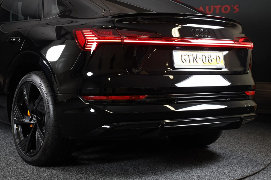 Audi e-tron Sportback 55 Quattro S Line 95 kWh / Acc / Lane Assist / Elek Stoelen / 360 Camera / Sfeerverlichting / Open Panorama