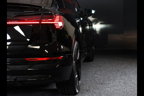 Audi e-tron Sportback 55 Quattro S Line 95 kWh / Acc / Lane Assist / Elek Stoelen / 360 Camera / Sfeerverlichting / Open Panorama