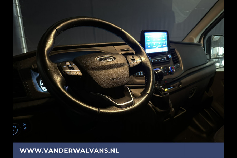 Ford Transit 2.0 TDCI 131pk L3H2 Euro6 Airco | Camera | Navigatie | Cruisecontrol Apple Carplay, Android Auto, Verwarmde voorruit, Stoelverwarming, Parkeersensoren, Bijrijdersbank