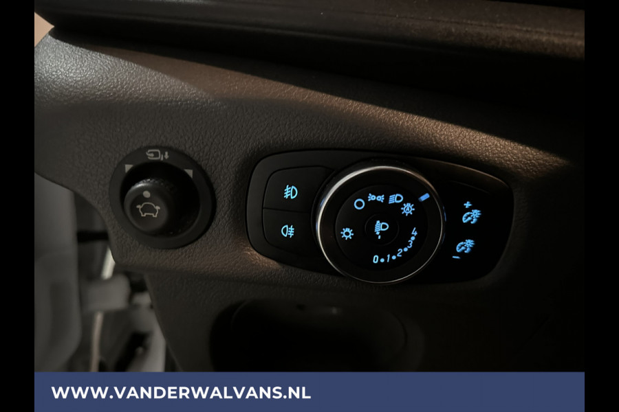 Ford Transit 2.0 TDCI 131pk L3H2 Euro6 Airco | Camera | Navigatie | Cruisecontrol Apple Carplay, Android Auto, Verwarmde voorruit, Stoelverwarming, Parkeersensoren, Bijrijdersbank