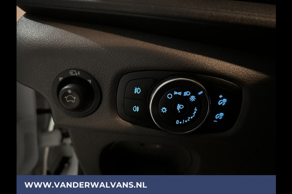 Ford Transit 2.0 TDCI 131pk L3H2 Euro6 Airco | Camera | Navigatie | Cruisecontrol Apple Carplay, Android Auto, Verwarmde voorruit, Stoelverwarming, Parkeersensoren, Bijrijdersbank