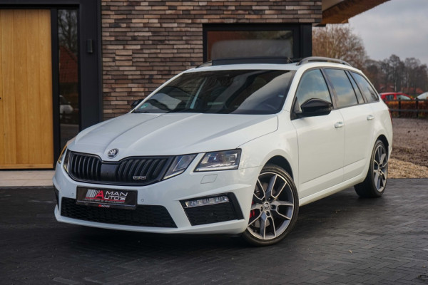 Škoda Octavia 2.0 TSI RS 230PK DSG VRS/Pano/Blackline/R-CAM/Trekhaak