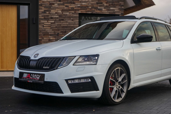 Škoda Octavia 2.0 TSI RS 230PK DSG VRS/Pano/Blackline/R-CAM/Trekhaak