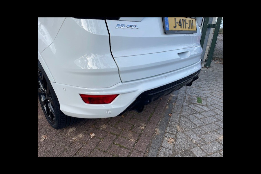 Ford Kuga 2.0 TDCi Awd Automaat ST-Line 137.000km Airco/ECC,Navigatie,Camera