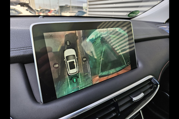 MG EHS 1.5 TGDI Luxury Plug In Hybrid 261 pk PHEV | Panodak | Adaptive Cruise | 360 Camera | Lederen Sportstoelen Verwarmd | Apple Carplay | Sfeerverlichting |