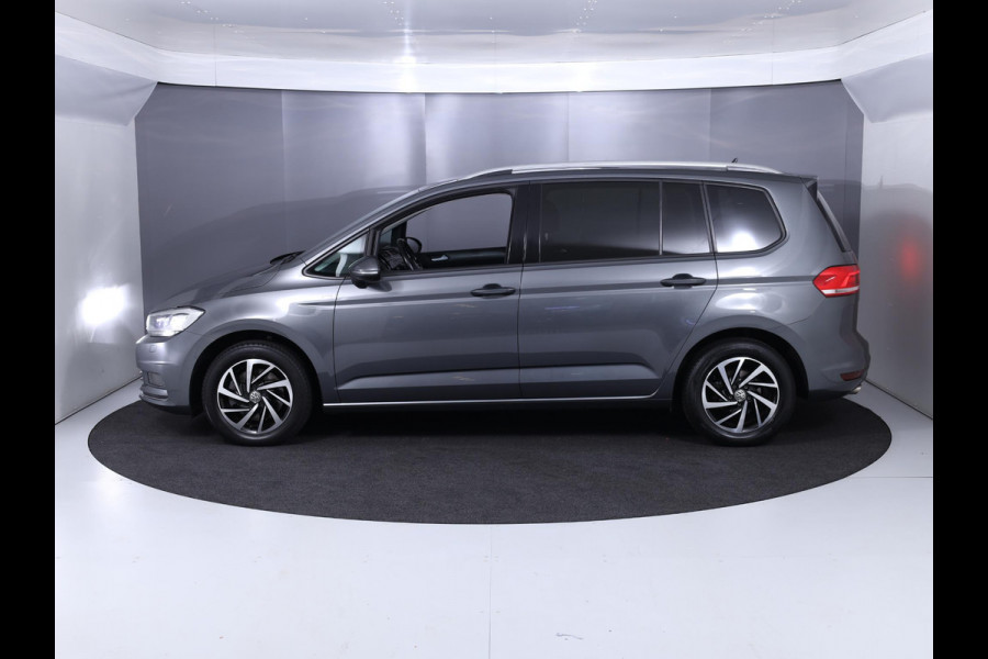 Volkswagen Touran 1.4 TSI Comfortline 7p 150 pk Automaat (DSG) | Navigatie | Parkeersensoren | Adaptieve cruise control | Autom. airco | Stoelverwarming |