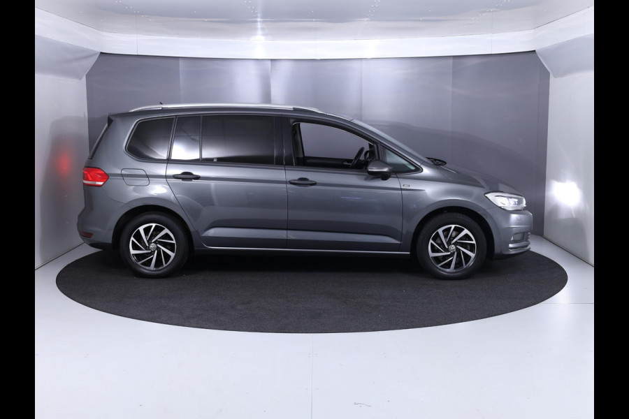 Volkswagen Touran 1.4 TSI Comfortline 7p 150 pk Automaat (DSG) | Navigatie | Parkeersensoren | Adaptieve cruise control | Autom. airco | Stoelverwarming |