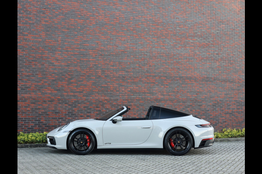 Porsche 911 Targa 4 GTS *Chrono*Krijt*Sport Design*Camera*