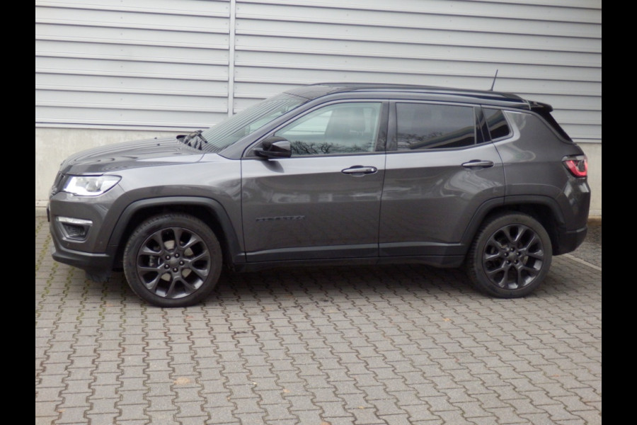 Jeep Compass 150pk | Automaat | Night Eagle | leder | Navi | PDC |