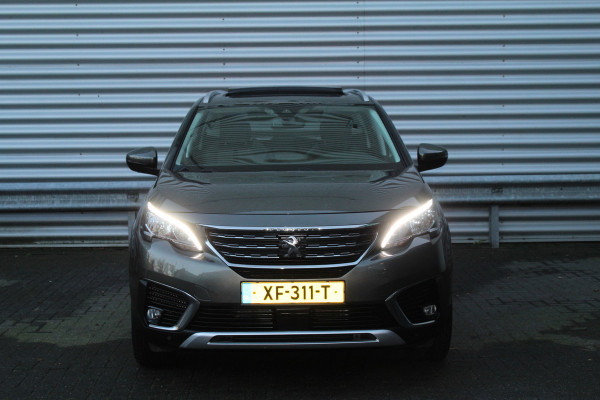 Peugeot 5008 1.2 PureTech 131pk Allure Automaat 7 zits NL-Auto NAP Panoramadak Clima Cruise Navi 360 Camera Trekhaak