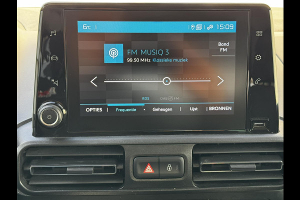 Citroën Berlingo 1.2 PureTech Feel Climate control DAB Radio Cruise Control Carplay Trekhaak