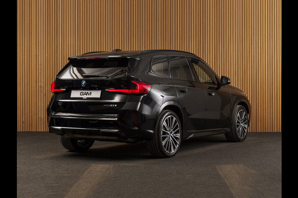 BMW X1 xDrive30e M-SPORT-PANO-H/K-HUD-20"