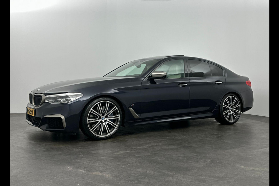 BMW 5 Serie M550i xDrive High Executive ACC B&W Dakraam