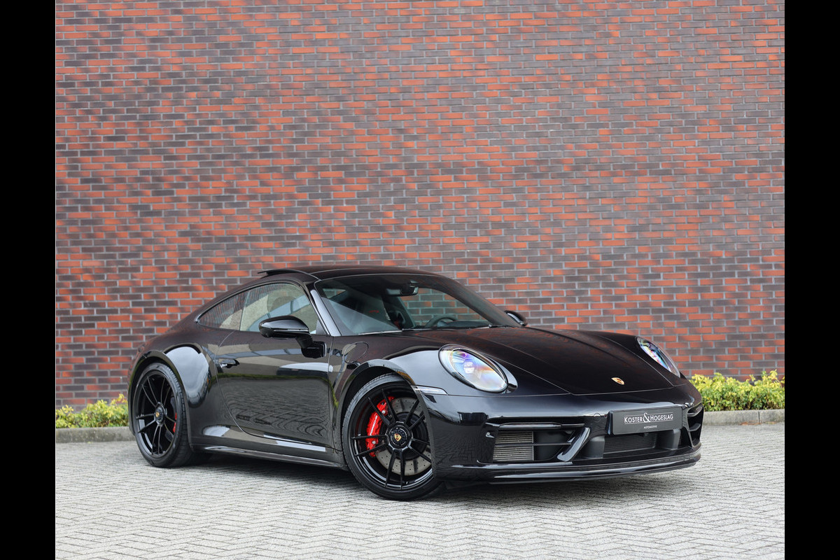 Porsche 911 Carrera 4 GTS *Pano*Chrono*Centerlock*Rood GTS pakket*