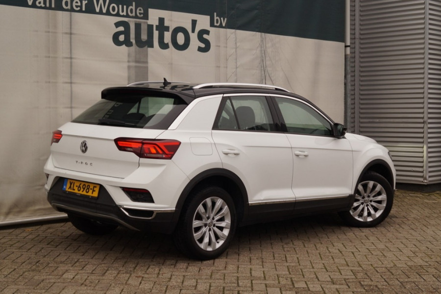 Volkswagen T-Roc 1.5 TSI 150pk Sport -DIGI-LED-ECC-PDC-