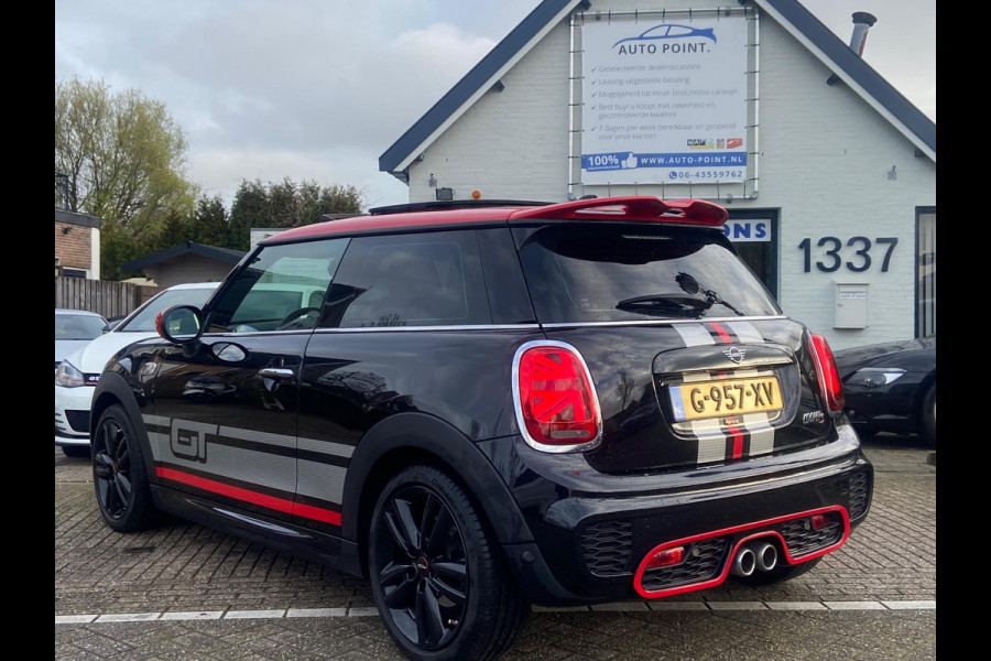 MINI Cooper S 2.0 JOHN COOPER WORKS/PANO/LIMITED EDITION