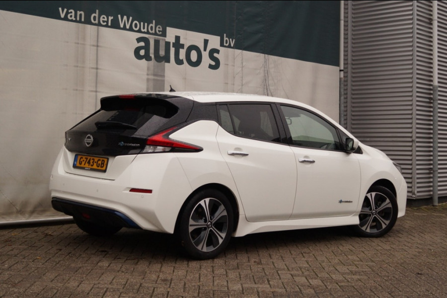 Nissan Leaf N-Connecta 40kWh -NAVI-ECC-PDC-CAM-