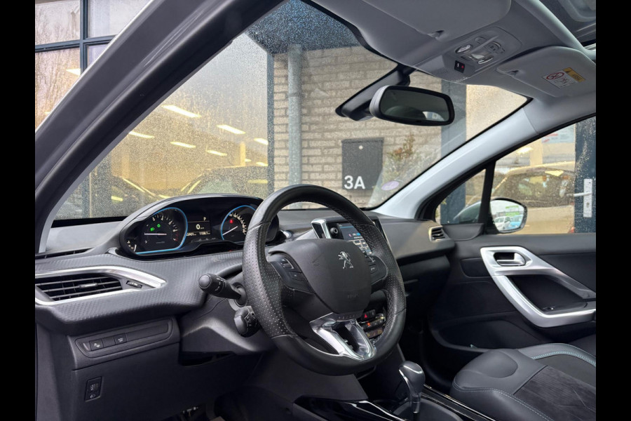 Peugeot 2008 1.2 PureTech Allure | PANO | AUTOMAAT | CARPLAY | CRUISE