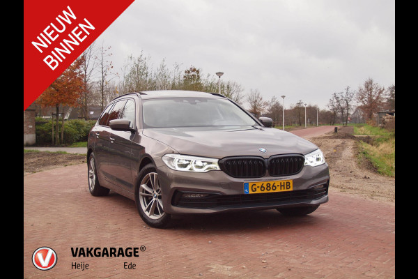 BMW 5 Serie Touring 520i High Executive Edition | Panoramadak | Lederen Bekleding | Led koplampen | NL-Auto |