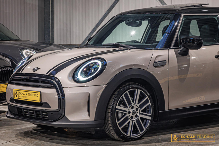 MINI 1.5 Cooper MINI Yours Pano 5-deurs 1e eigenaar Facelift