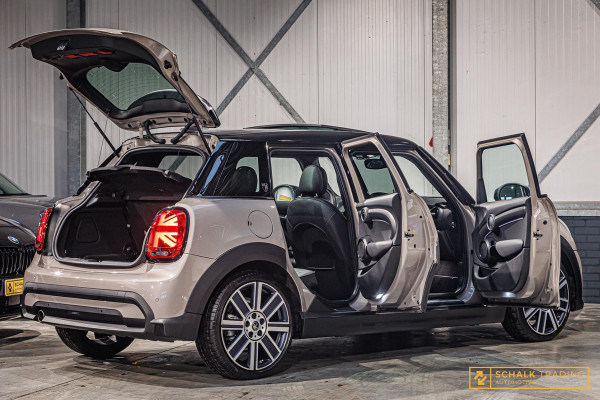 MINI 1.5 Cooper MINI Yours Pano 5-deurs 1e eigenaar Facelift