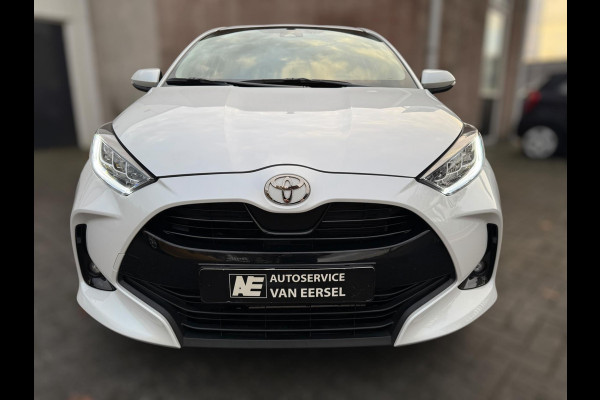 Toyota Yaris 1.5 VVT-i Dynamic PARELMOER / STOELVERW. / LEDVERL. / CARPLAY / CAMERA / LMV