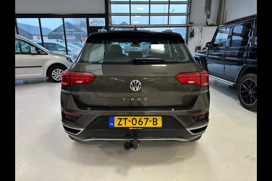 Volkswagen T-Roc 1.5 TSI Sport+INC 1 JAAR GARANTIE KERSTACTIE !! PANORAMADAK