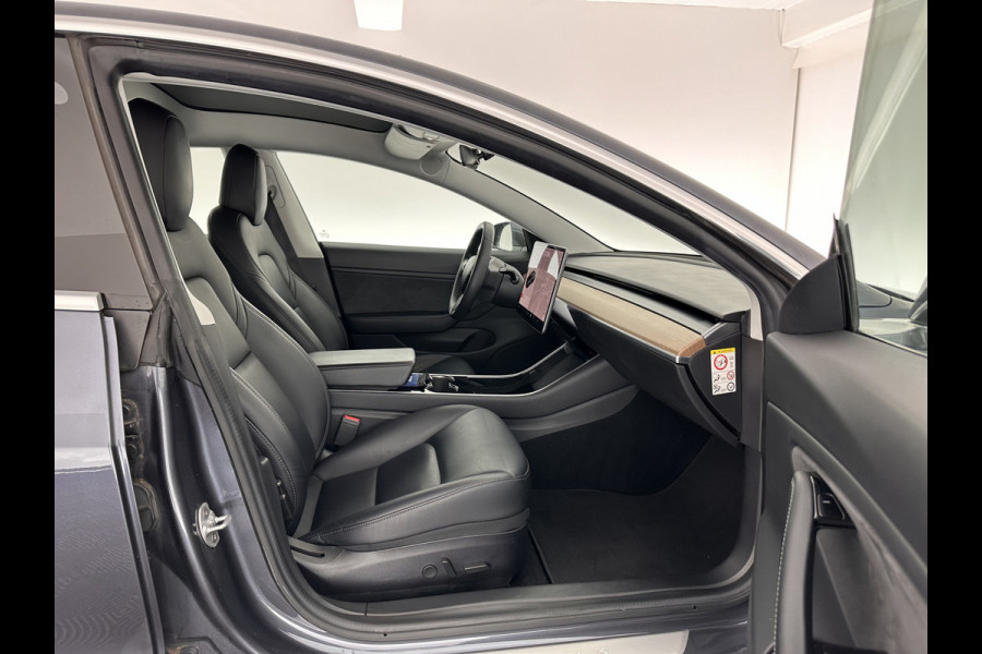 Tesla Model 3 Standard RWD Plus 60 kWh [ 3-Fase ] Aut. *PANO | AUTO-PILOT | NAPPA-LEATHER | KEYLESS | FULL-LED | MEMORY-PACK | SURROUND-VIEW | DAB | APP-CONNECT | DIGI-COCKPIT | LANE-ASSIST | COMFORT-SEATS | 18"ALU*