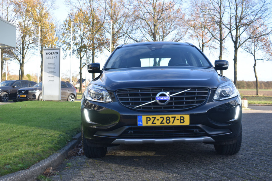 Volvo XC60 D3 150PK Automaat Ocean Race Trekhaak | Camera | Stoelverwarming | Leder | Xenon | 18"LMV | Elektr. achterklep