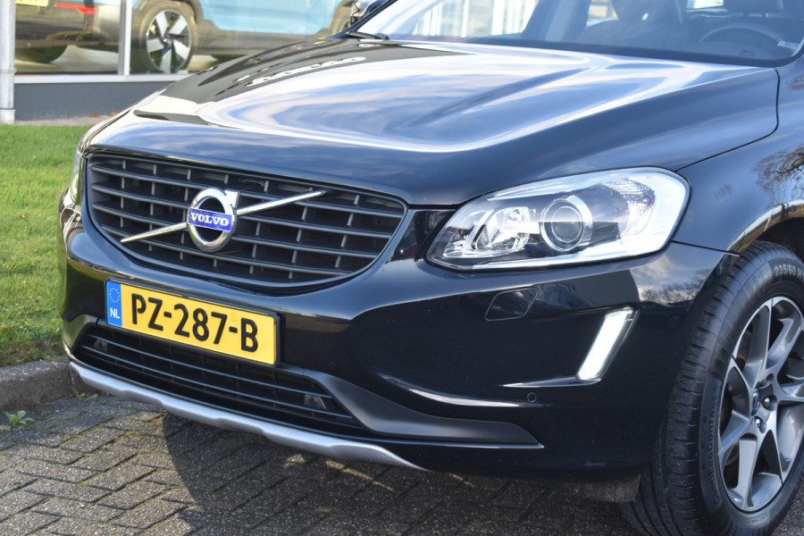 Volvo XC60 D3 150PK Automaat Ocean Race Trekhaak | Camera | Stoelverwarming | Leder | Xenon | 18"LMV | Elektr. achterklep