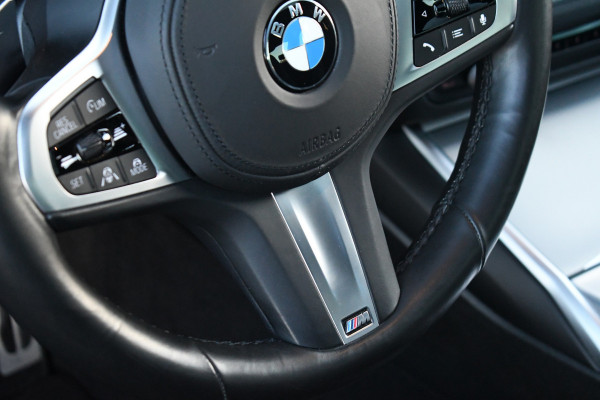 BMW 3-serie 330e M-Sport Pano ACC El-zetels HUD Laser Adp-onderstel