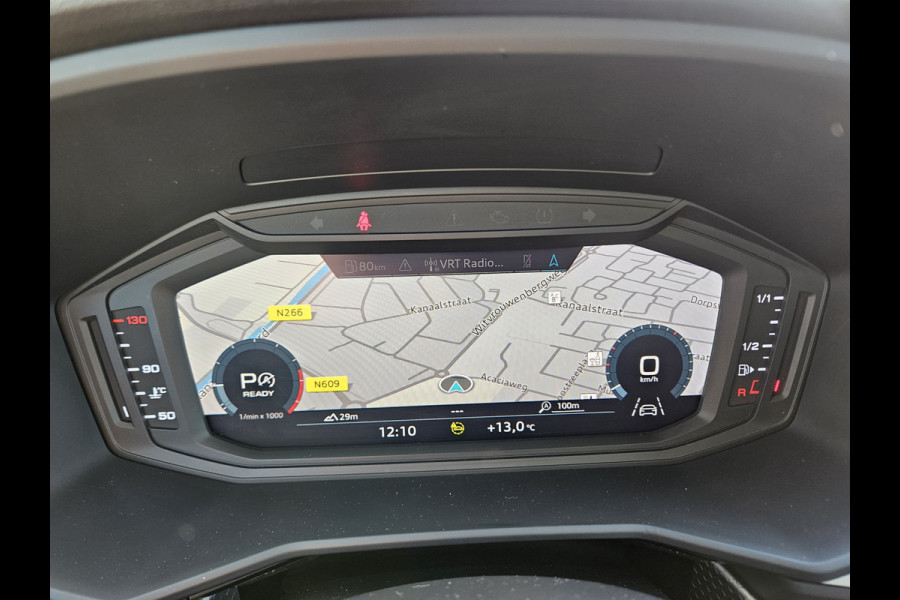 Audi A1 Sportback 35 TFSI Pro Line 150pk S Tronic Dealer O.H Pijlgrijs | Virtual Cockpit | Keyless | Sportstoelen Verwarmd | Camera | Apple Carplay | 17"L.M |