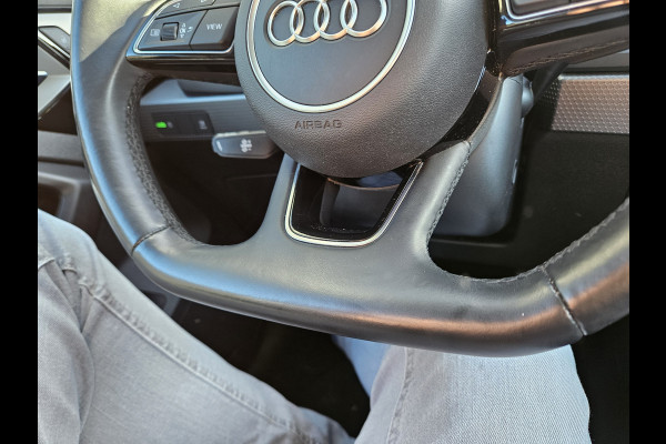 Audi A1 Sportback 35 TFSI Pro Line 150pk S Tronic Dealer O.H Pijlgrijs | Virtual Cockpit | Keyless | Sportstoelen Verwarmd | Camera | Apple Carplay | 17"L.M |