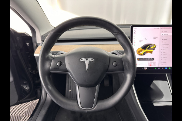 Tesla Model 3 Standard RWD Plus 60 kWh [ 3-Fase ] (INCL.BTW) Aut. *PANO | AUTO-PILOT | NAPPA-LEATHER | KEYLESS | FULL-LED | MEMORY-PACK | SURROUND-VIEW | DAB | APP-CONNECT | DIGI-COCKPIT | LANE-ASSIST | TOWBAR | COMFORT-SEATS | 18"ALU*