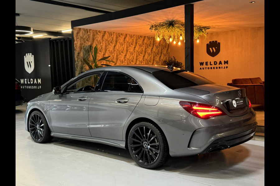 Mercedes-Benz CLA-Klasse 180 AMG 19'' Garantie Dealerondh Night Pakket Carbon Keyless Camera Navi Leder Rijklaar