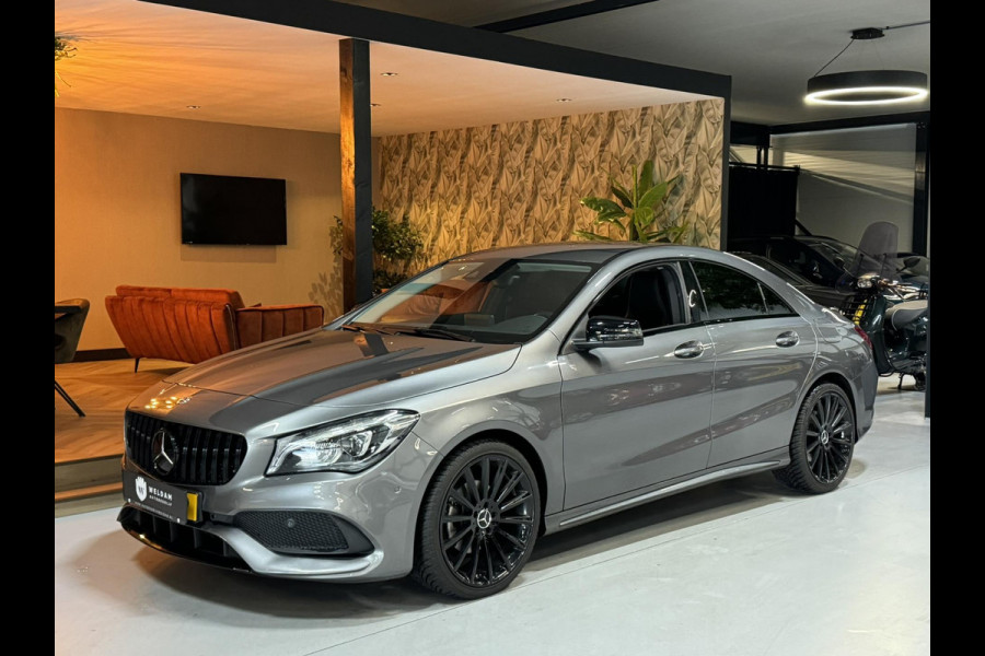 Mercedes-Benz CLA-Klasse 180 AMG 19'' Garantie Dealerondh Night Pakket Carbon Keyless Camera Navi Leder Rijklaar